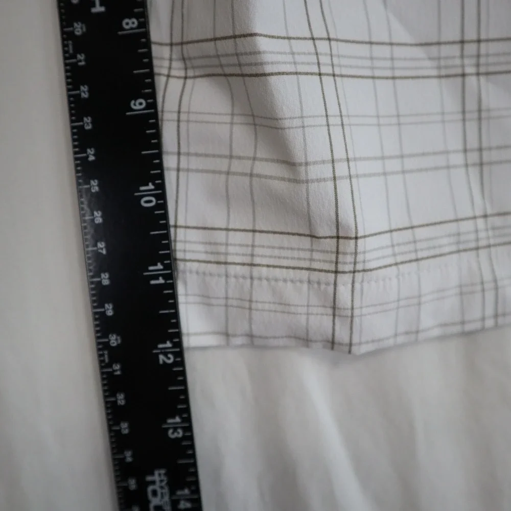 Under Armour Shorts Mens 40 Performance‎ Golf Chino Resort Casual White Plaid
